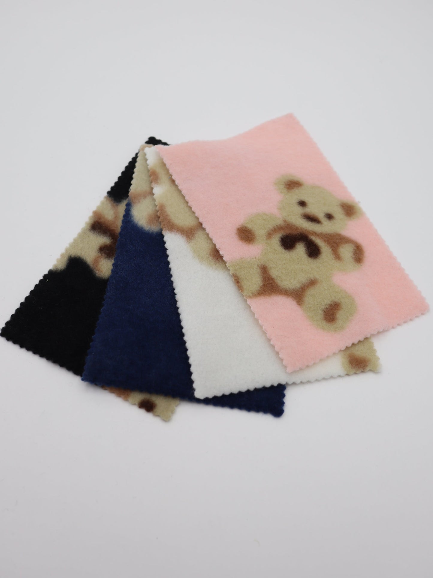 【25AW-161】ふわふわくまちゃん起毛天竺ニット　/0.5ｙあたり=～910円