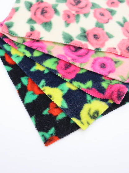 【25AW-163】ローズローズふわふわフリースニット　/0.5ｙあたり=～980円