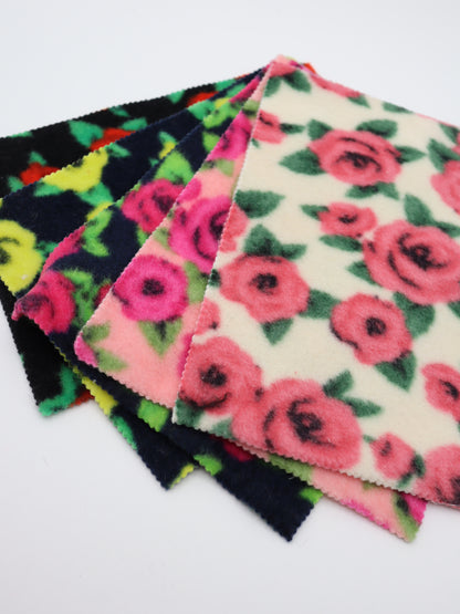 【25AW-163】ローズローズふわふわフリースニット　/0.5ｙあたり=～980円