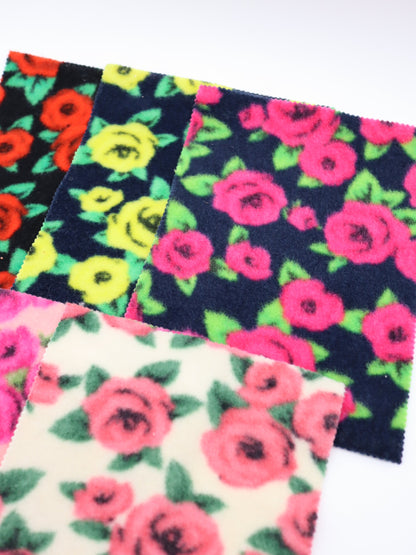 【25AW-163】ローズローズふわふわフリースニット　/0.5ｙあたり=～980円