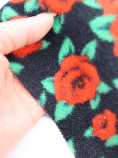 【25AW-163】ローズローズふわふわフリースニット　/0.5ｙあたり=～980円