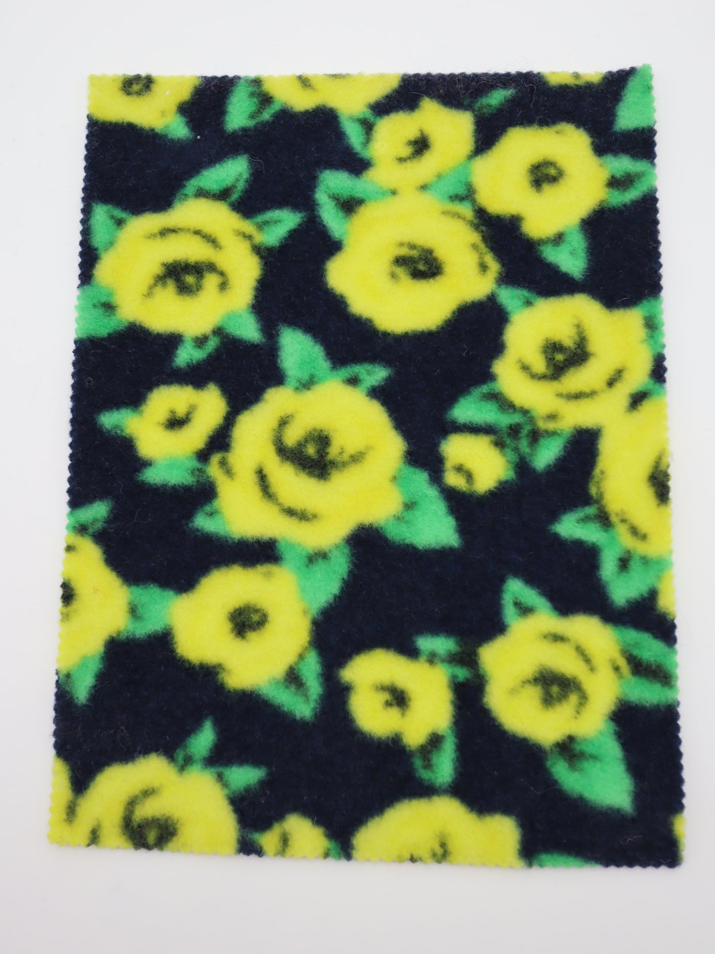 【25AW-163】ローズローズふわふわフリースニット　/0.5ｙあたり=～980円