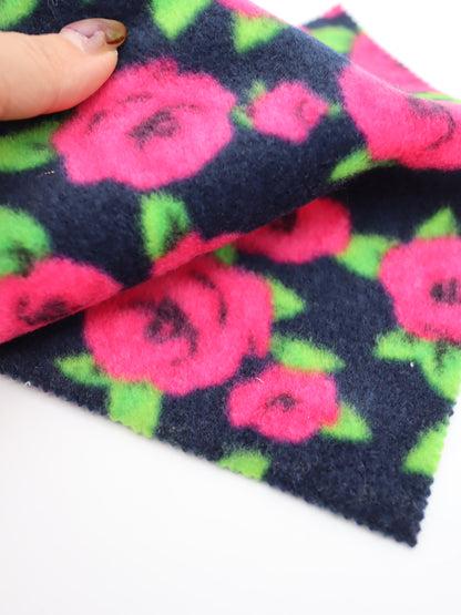 【25AW-163】ローズローズふわふわフリースニット　/0.5ｙあたり=～980円