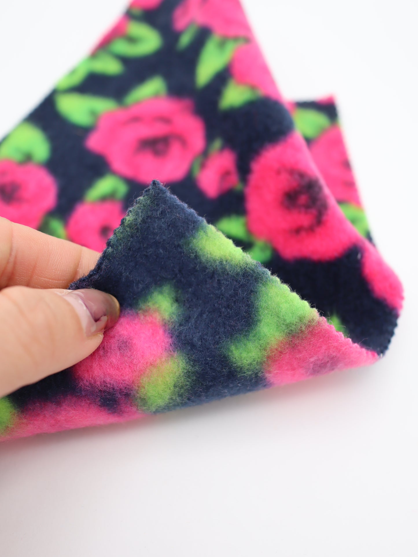 【25AW-163】ローズローズふわふわフリースニット　/0.5ｙあたり=～980円