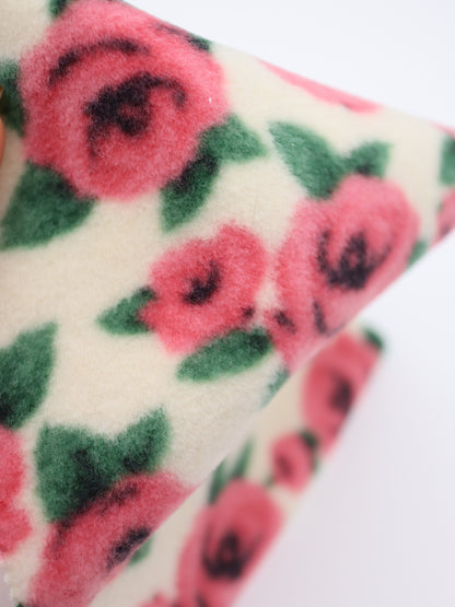 【25AW-163】ローズローズふわふわフリースニット　/0.5ｙあたり=～980円