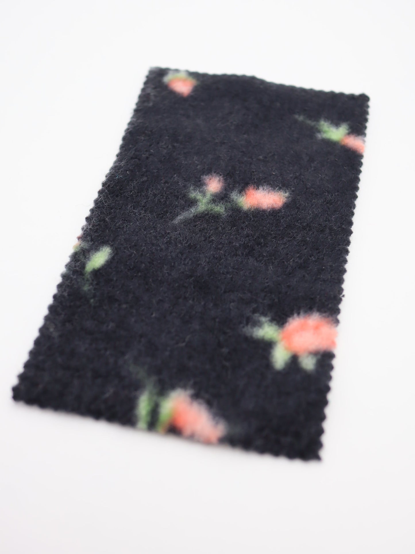 【25AW-170】プチローズふわふわフリースニット　/0.5ｙあたり=～890円