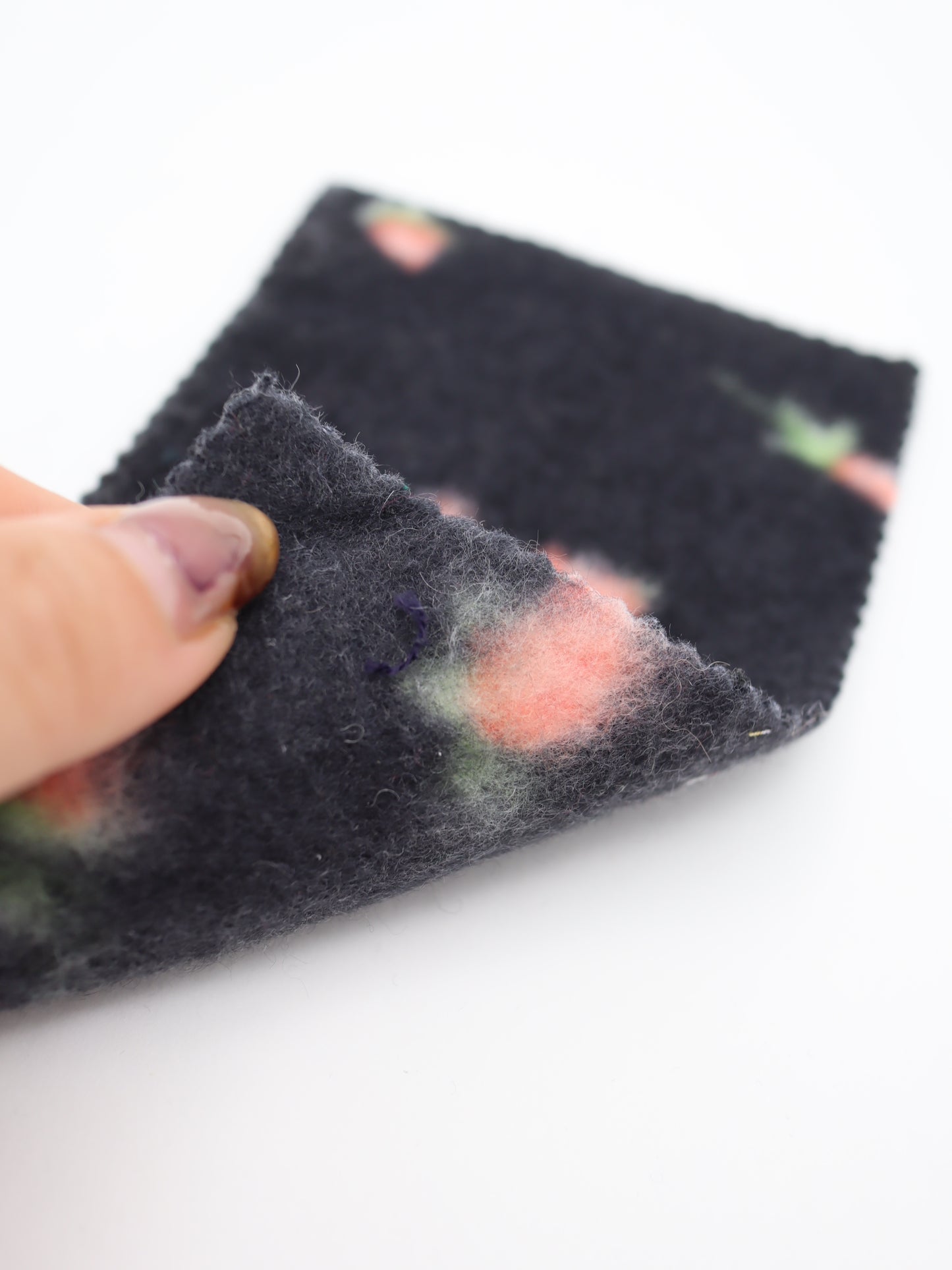 【25AW-170】プチローズふわふわフリースニット　/0.5ｙあたり=～890円