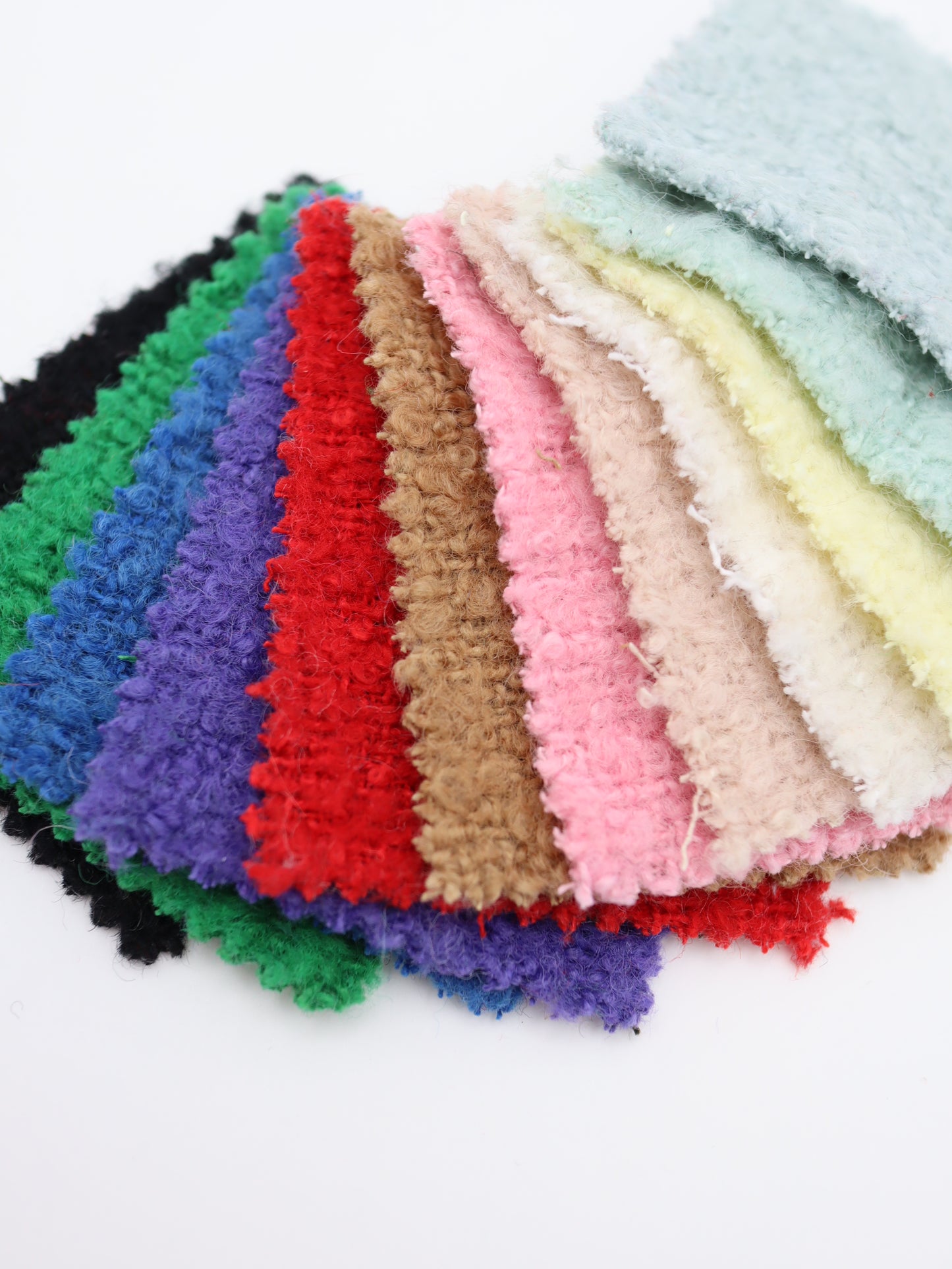 【25AW-067】ウール60％ふわふわプチくるくるヤーンツイード　/0.5ｙあたり=～1560円