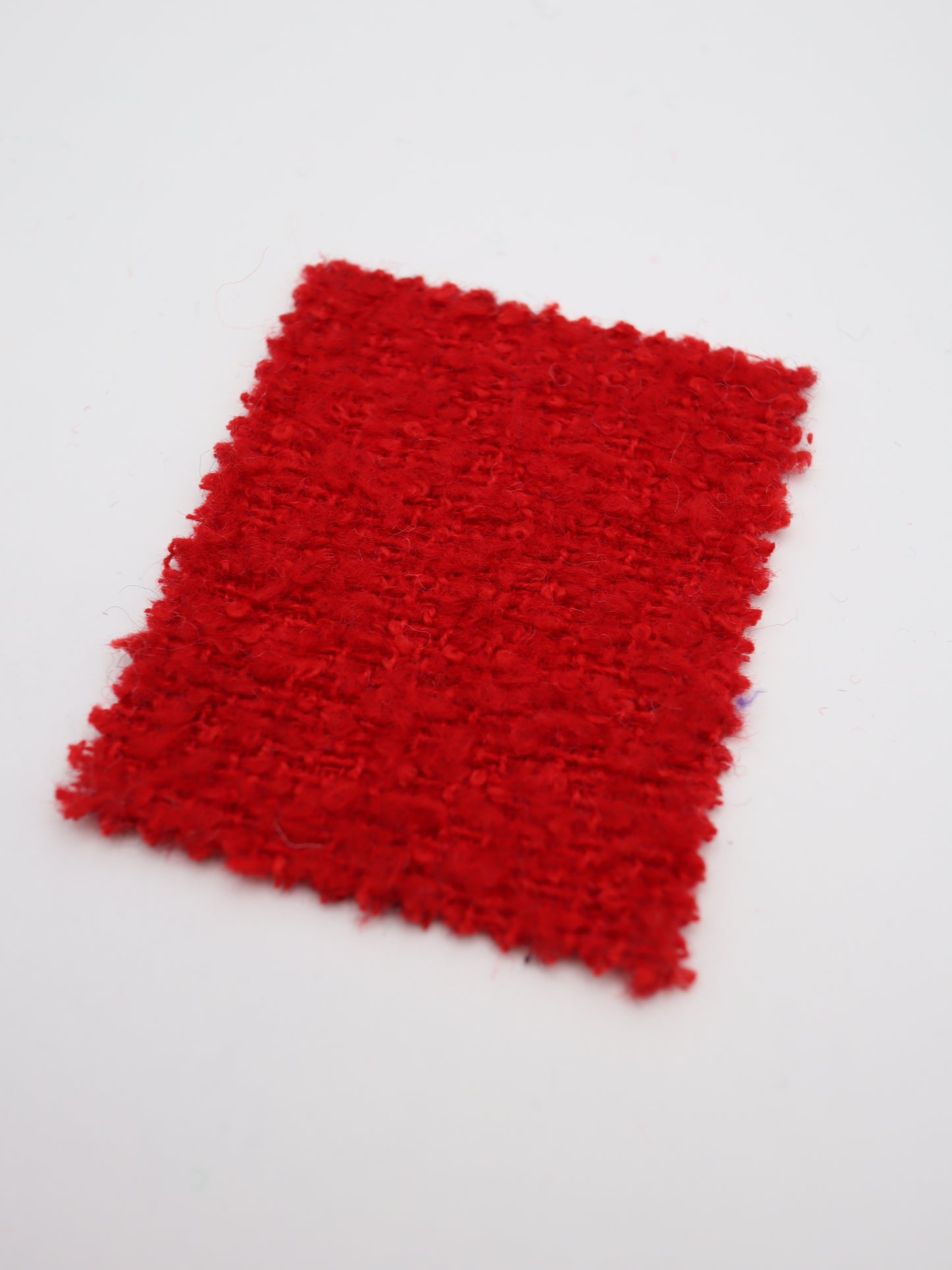 【25AW-067】ウール60％ふわふわプチくるくるヤーンツイード　/0.5ｙあたり=～1560円