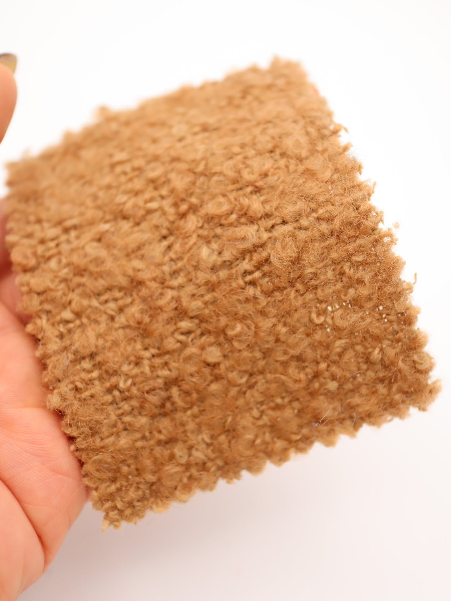 【25AW-067】ウール60％ふわふわプチくるくるヤーンツイード　/0.5ｙあたり=～1560円