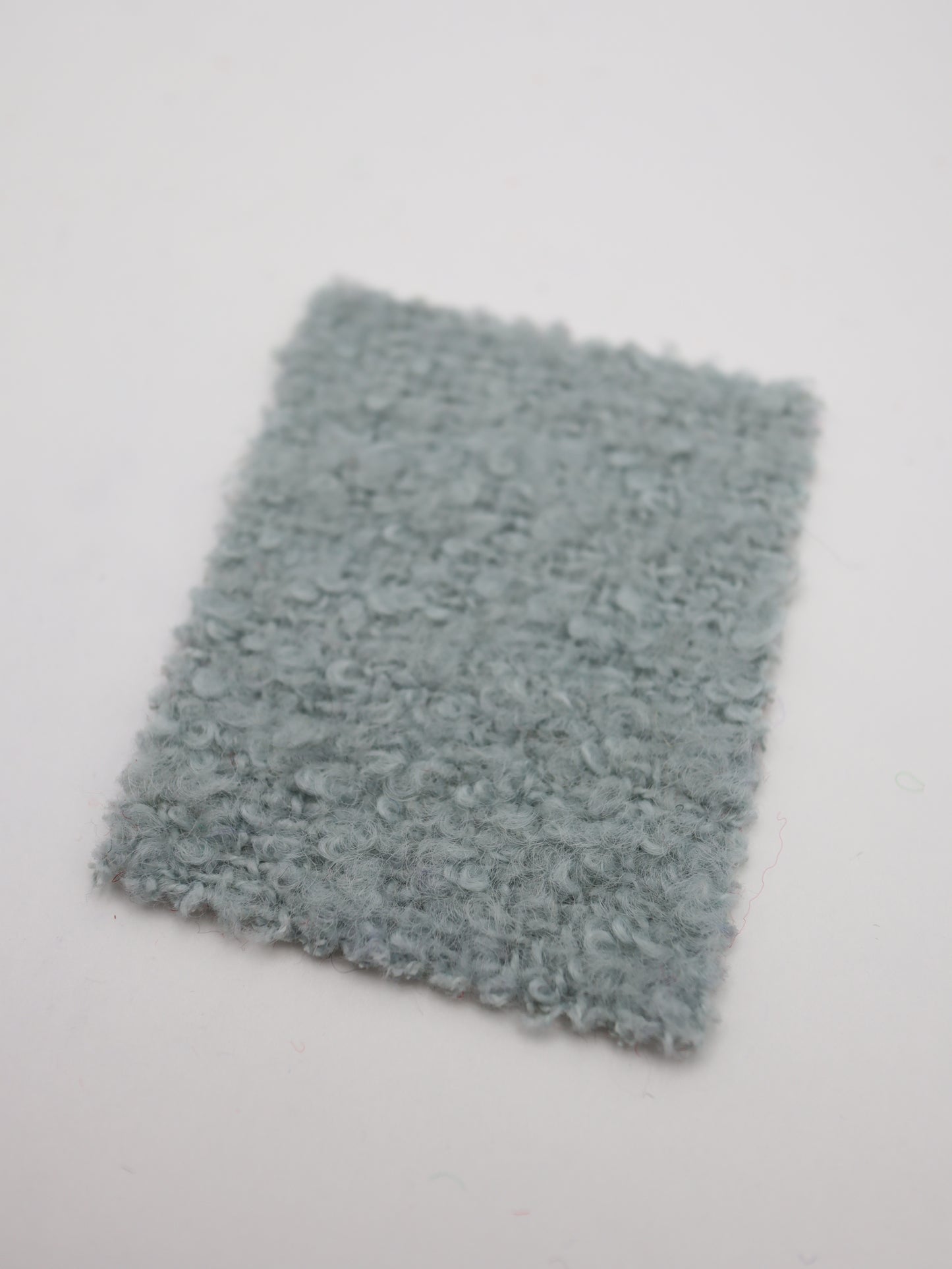 【25AW-067】ウール60％ふわふわプチくるくるヤーンツイード　/0.5ｙあたり=～1560円