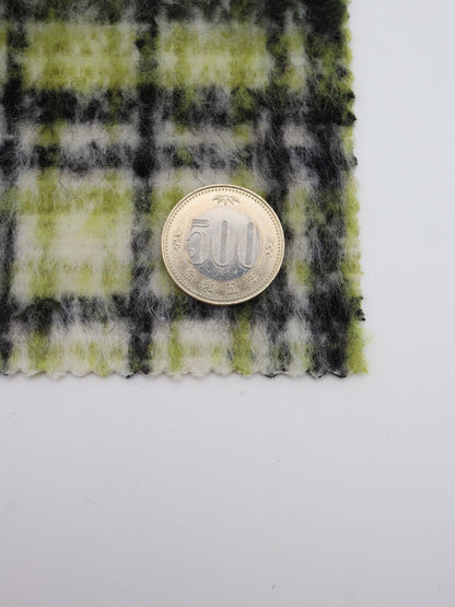 【25AW-102】ウール10％混シャギー先染めチェックツイード　/0.5ｙあたり=～1240円