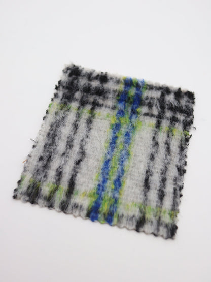 【25AW-102】ウール10％混シャギー先染めチェックツイード　/0.5ｙあたり=～1240円