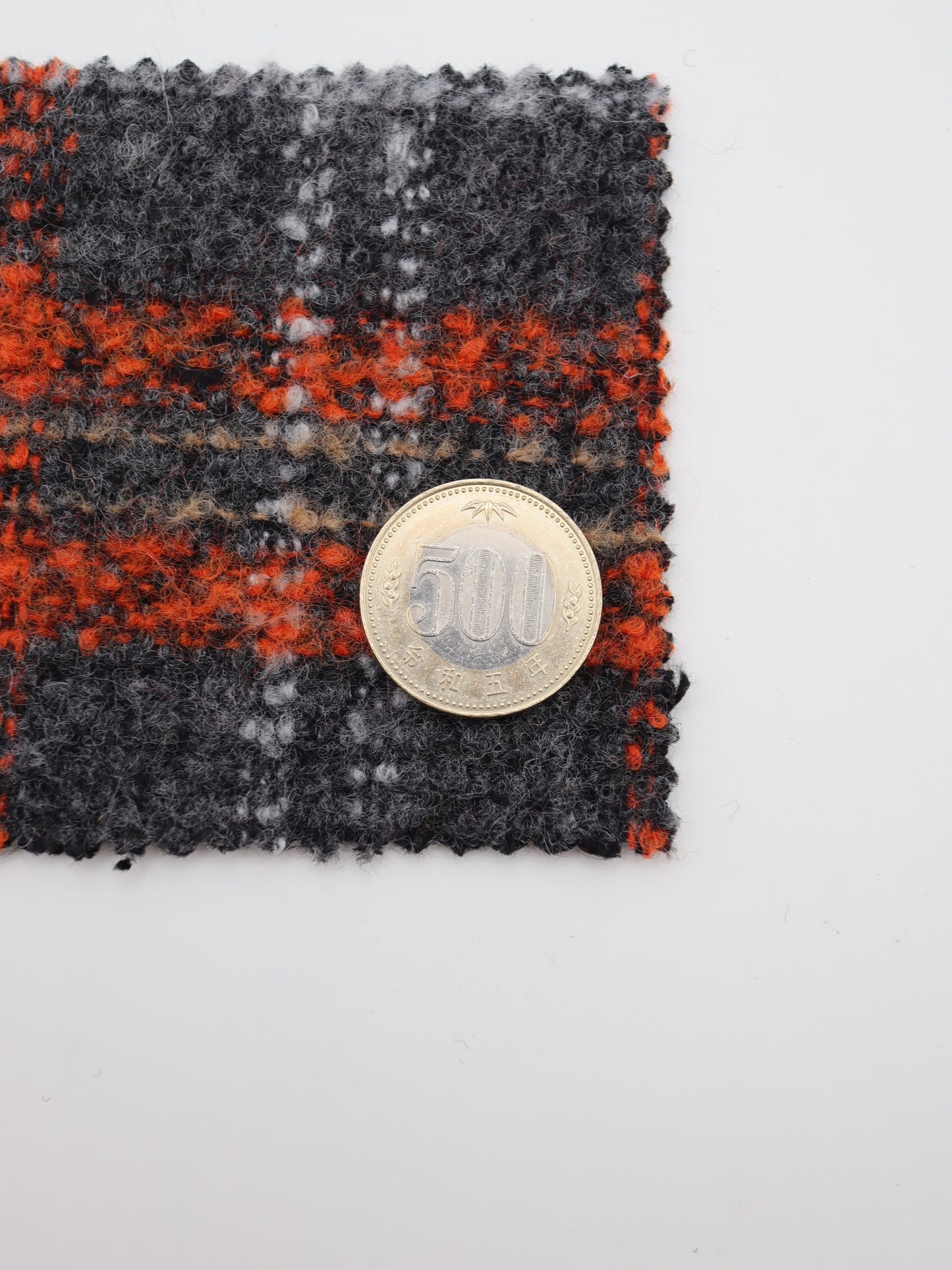 【25AW-099】ウール10％混プチループヤーン先染めチェックツィード　/0.5ｙあたり=～1095円