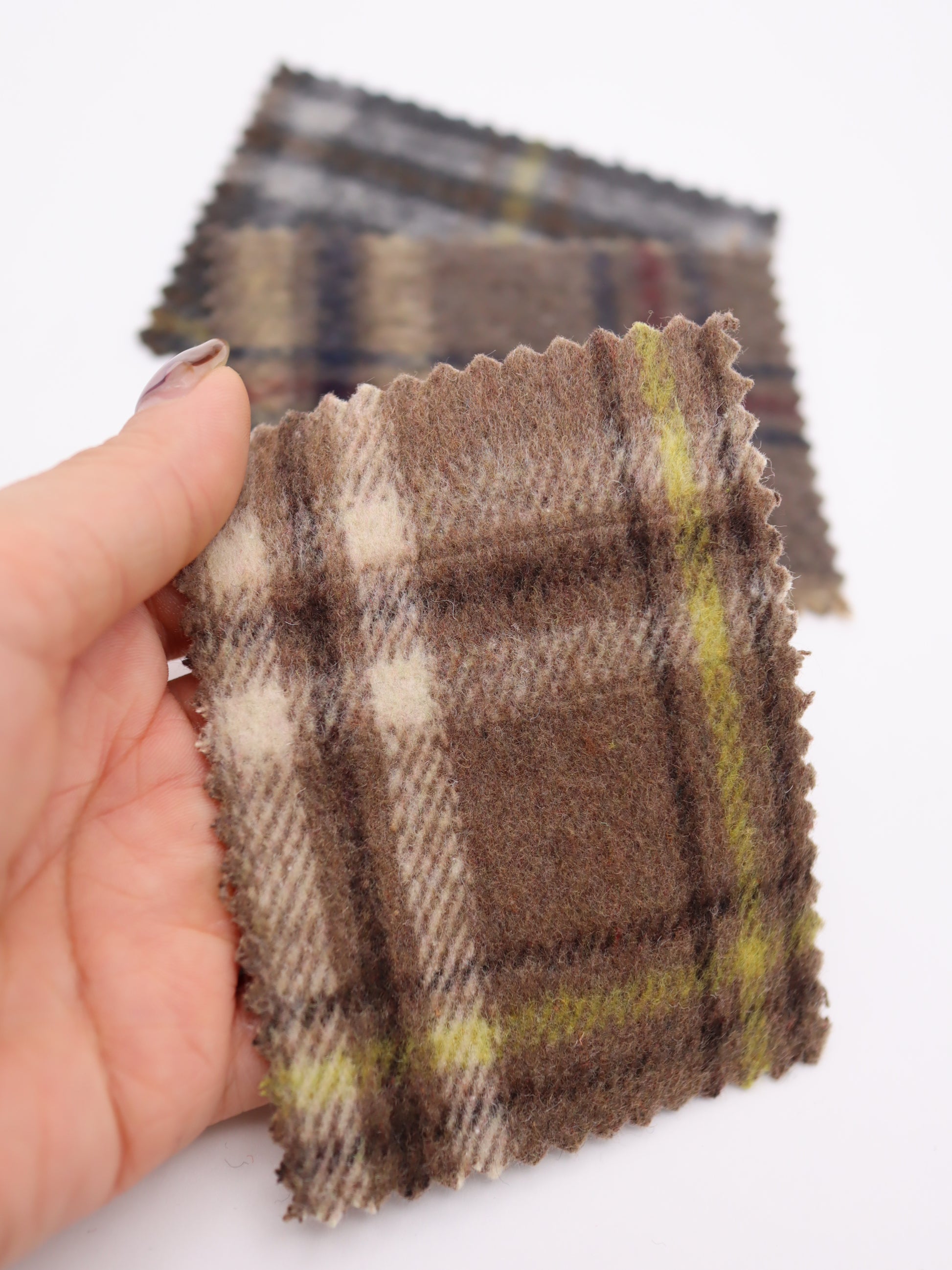 韓国生地　タータンチェック柄生地　起毛生地