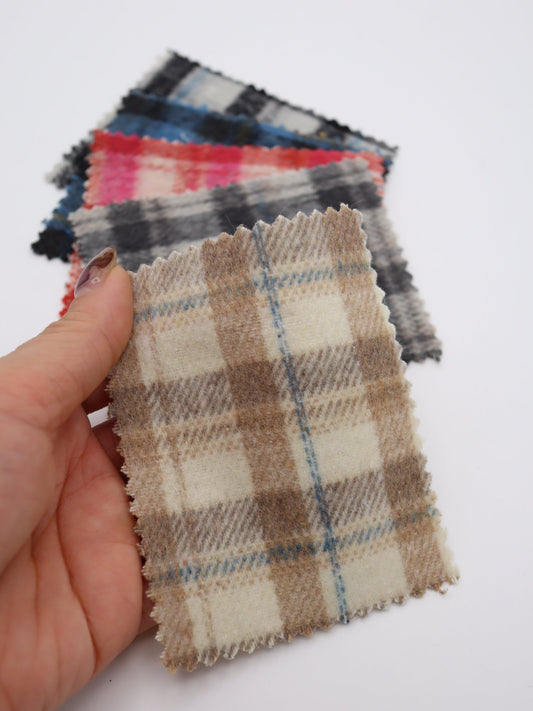 【25AW-100】コットンベース起毛タータンチェック　/0.5ｙあたり=～740円