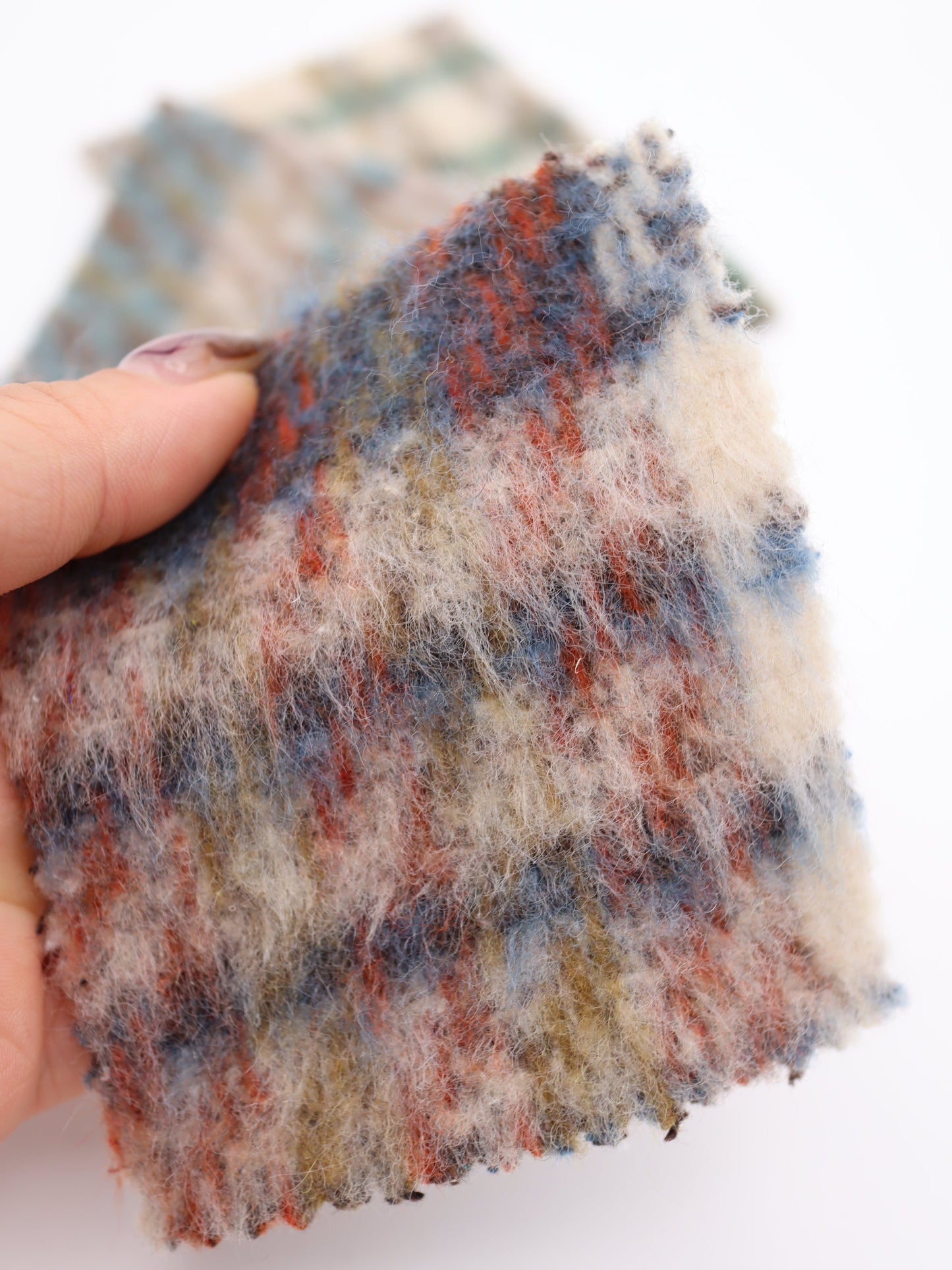 【25AW-098】ふわふわシャギー先染めチェックツイード　/0.5ｙあたり=～1025円