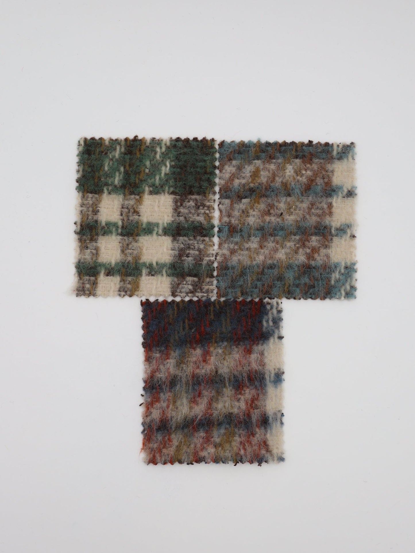 【25AW-098】ふわふわシャギー先染めチェックツイード　/0.5ｙあたり=～1025円