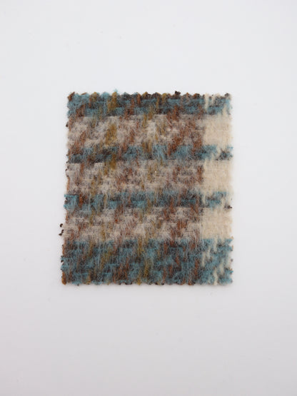 【25AW-098】ふわふわシャギー先染めチェックツイード　/0.5ｙあたり=～1025円