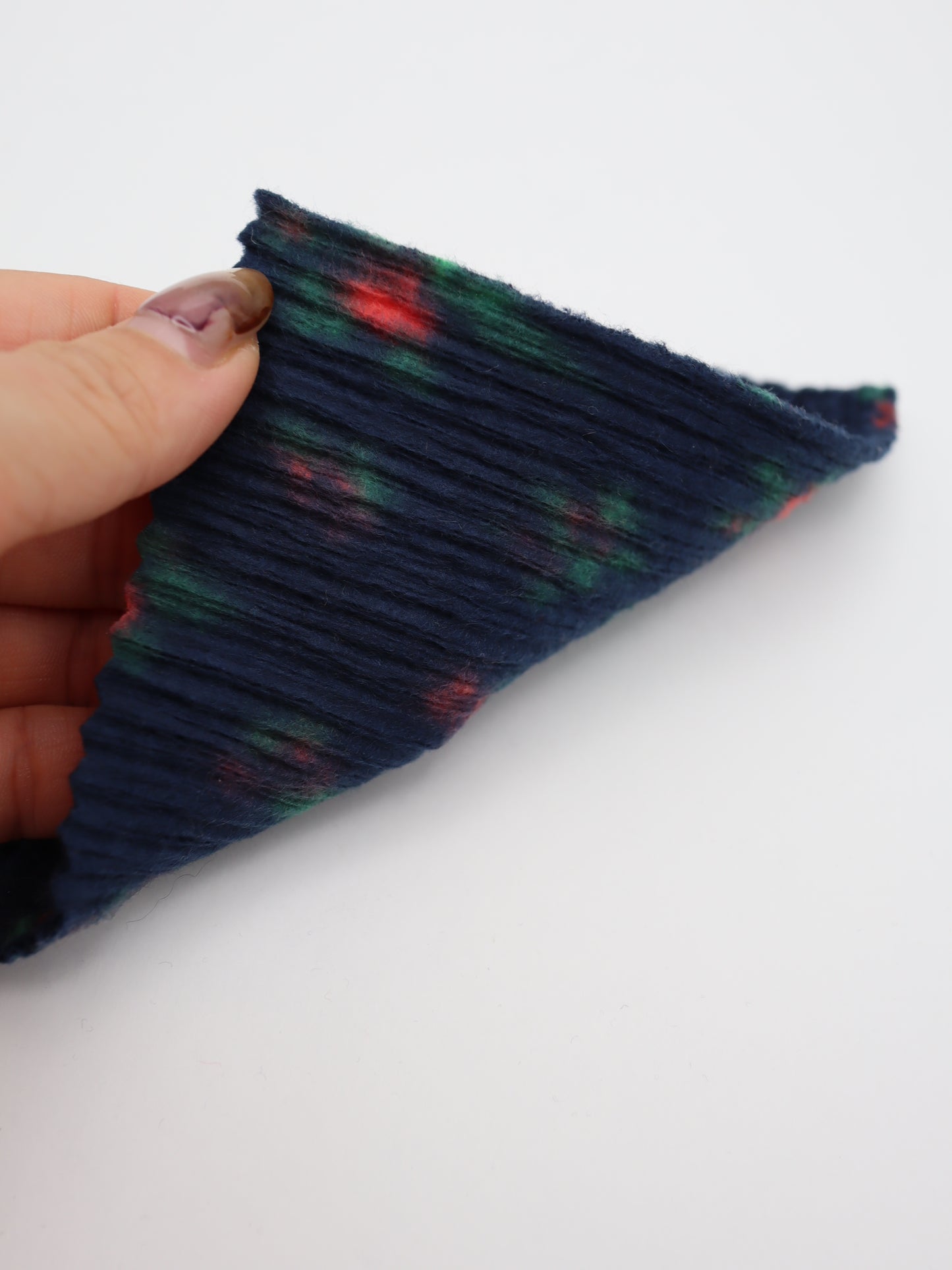 【25AW-171】花柄プリントランダムプリーツ加工起毛天竺ニット　/0.5ｙあたり=～1135円