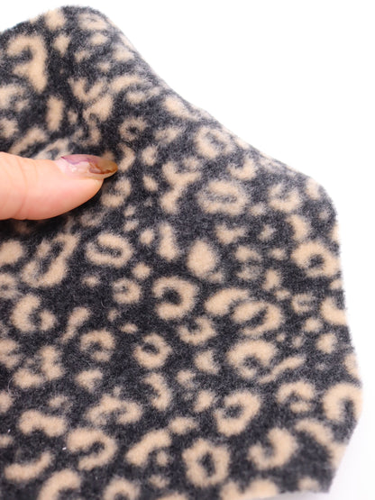 【25AW-0166】ヒョウ柄プリントふわふわ起毛ニット　/0.5ｙあたり=～890円