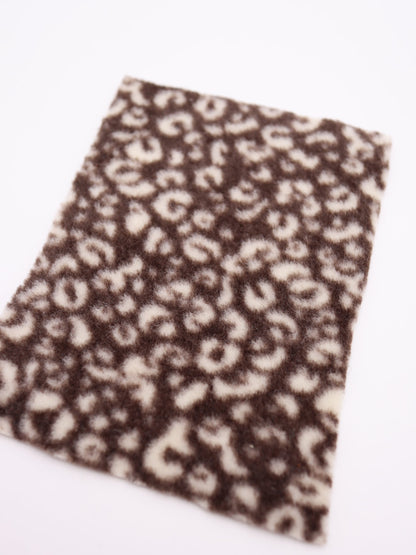 【25AW-0166】ヒョウ柄プリントふわふわ起毛ニット　/0.5ｙあたり=～890円