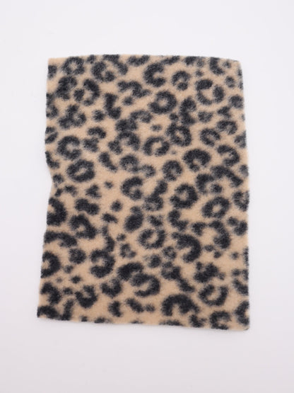 【25AW-0166】ヒョウ柄プリントふわふわ起毛ニット　/0.5ｙあたり=～890円