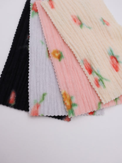 【25AW-160】小花柄プリーツ加工起毛天竺ニット　/0.5ｙあたり=～1125円