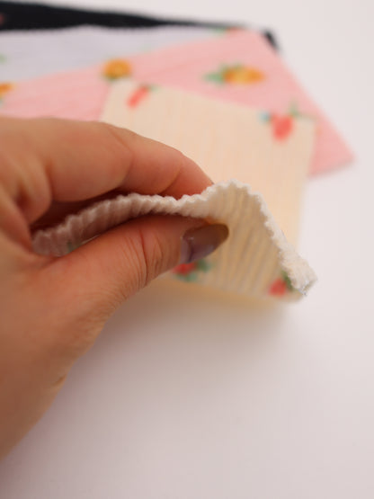 【25AW-160】小花柄プリーツ加工起毛天竺ニット　/0.5ｙあたり=～1125円