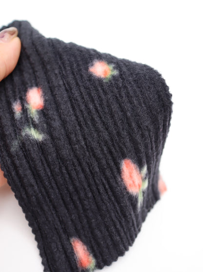 【25AW-160】小花柄プリーツ加工起毛天竺ニット　/0.5ｙあたり=～1125円