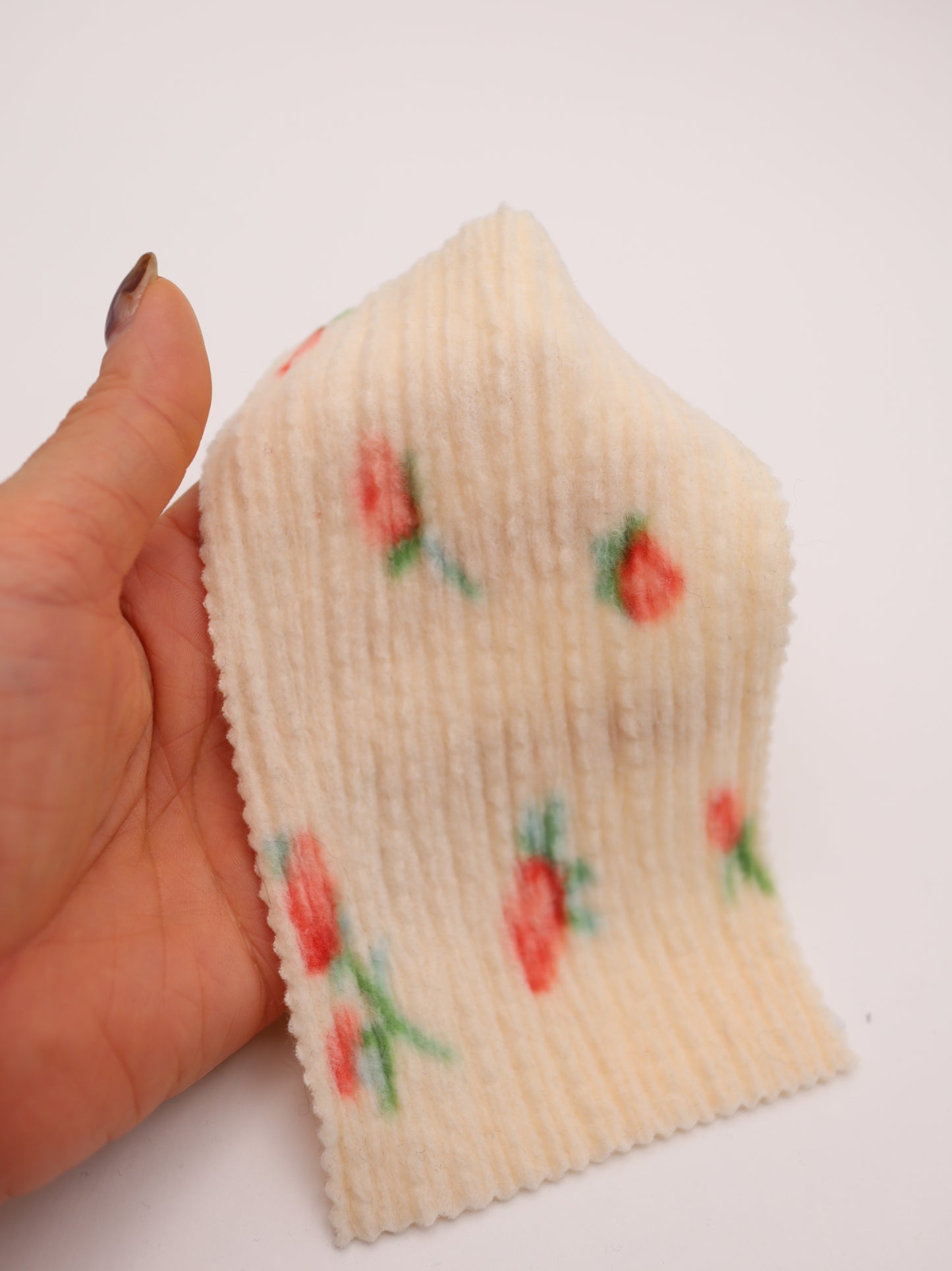 【25AW-160】小花柄プリーツ加工起毛天竺ニット　/0.5ｙあたり=～1125円