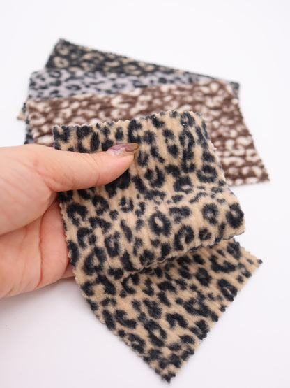 【25AW-167】プチヒョウ柄プリントランダムプリーツ加工起毛天竺ニット　/0.5ｙあたり=～1125円