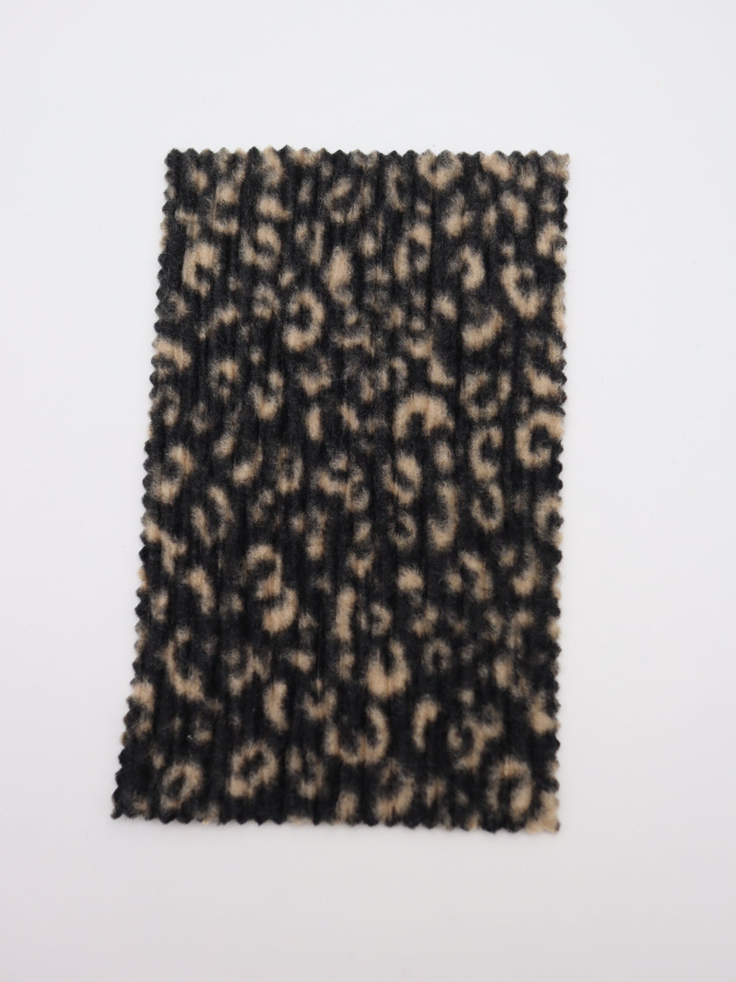 【25AW-167】プチヒョウ柄プリントランダムプリーツ加工起毛天竺ニット　/0.5ｙあたり=～1125円