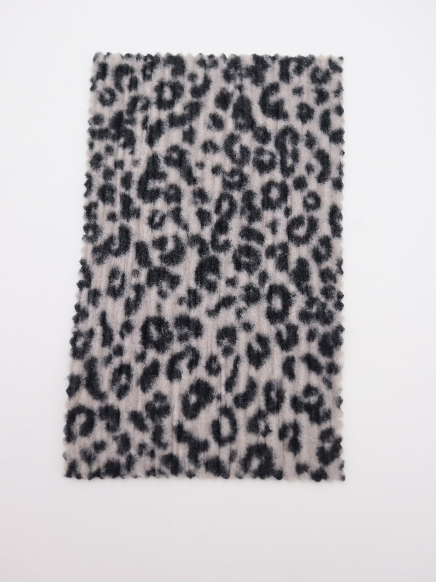 【25AW-167】プチヒョウ柄プリントランダムプリーツ加工起毛天竺ニット　/0.5ｙあたり=～1125円