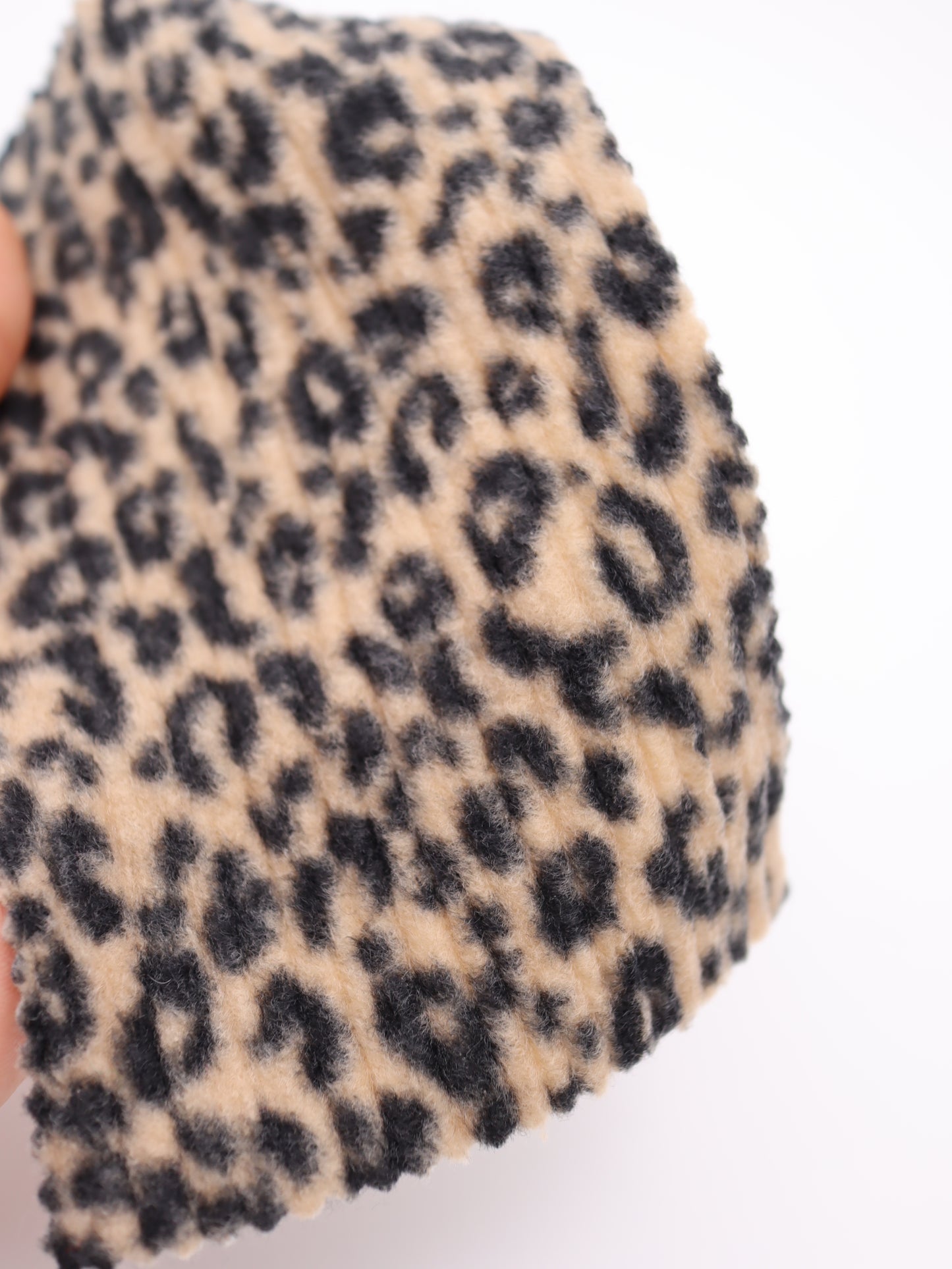 【25AW-167】プチヒョウ柄プリントランダムプリーツ加工起毛天竺ニット　/0.5ｙあたり=～1125円