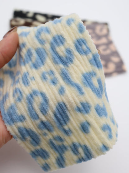 ヒョウ柄プリーツ起毛ニット カラーバリエーション 韓国生地 ハンドメイド 犬服用 布販売