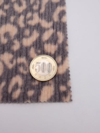 ヒョウ柄プリーツ起毛ニット カラーバリエーション 韓国生地 ハンドメイド 犬服用 布販売