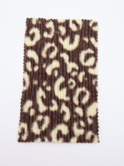 ヒョウ柄ランダムプリーツ加工 起毛ニット生地 韓国生地 業務用 ハンドメイド 布通販　ブラウン