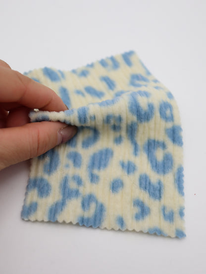 【25AW-162】ヒョウ柄プリントランダムプリーツ加工起毛天竺ニット　/0.5ｙあたり=～1125円