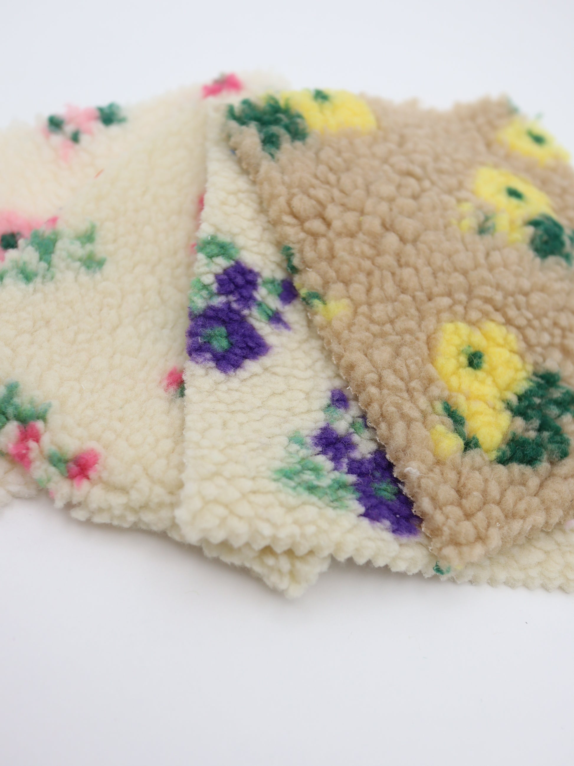 スプリングプチフラワーボア生地 ハンドメイド 犬服 子供服 ミシン教室に最適な布地