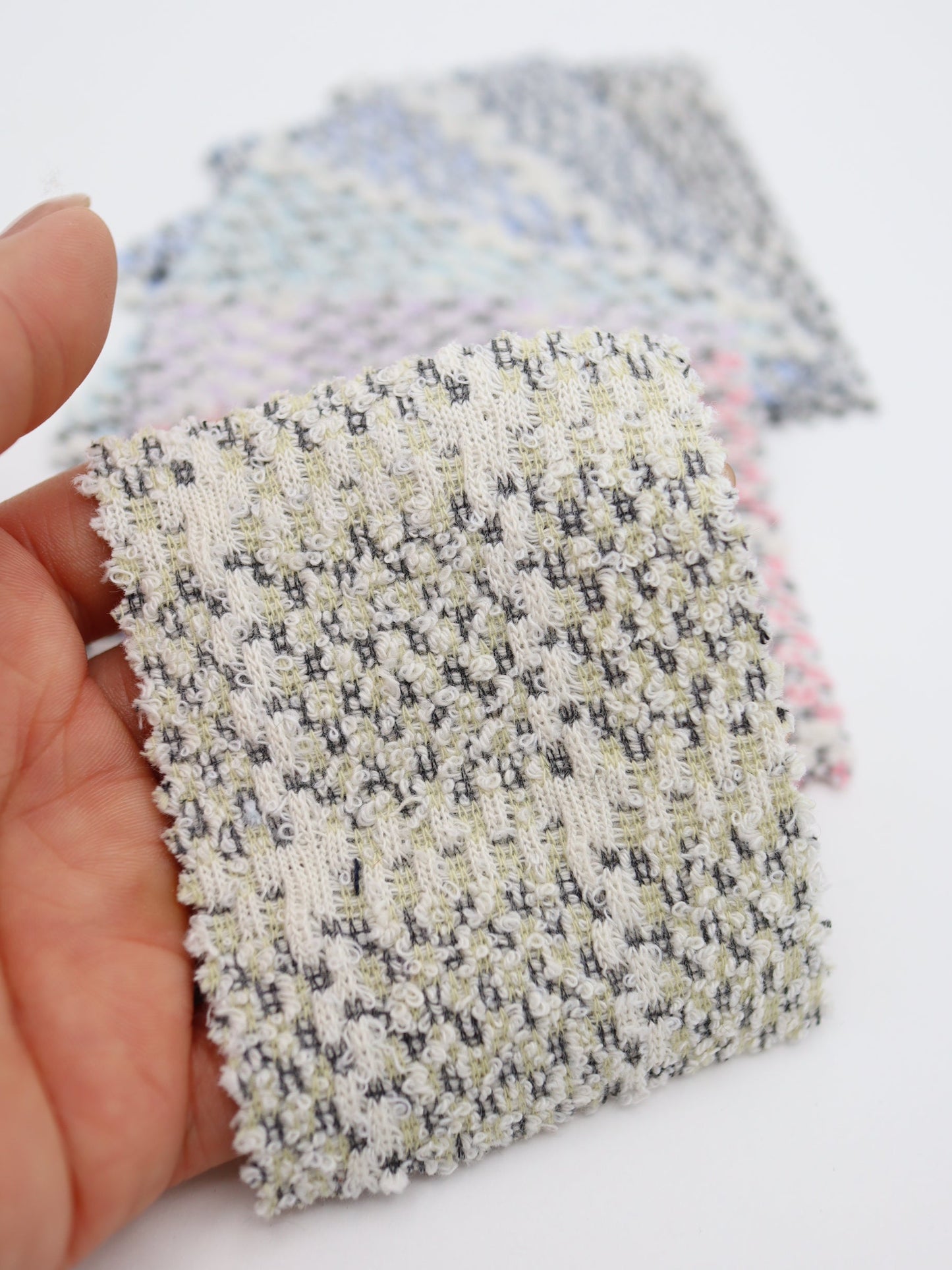 ツイード風チェック柄二重織りニット生地　ストレッチあり【26SS-072】