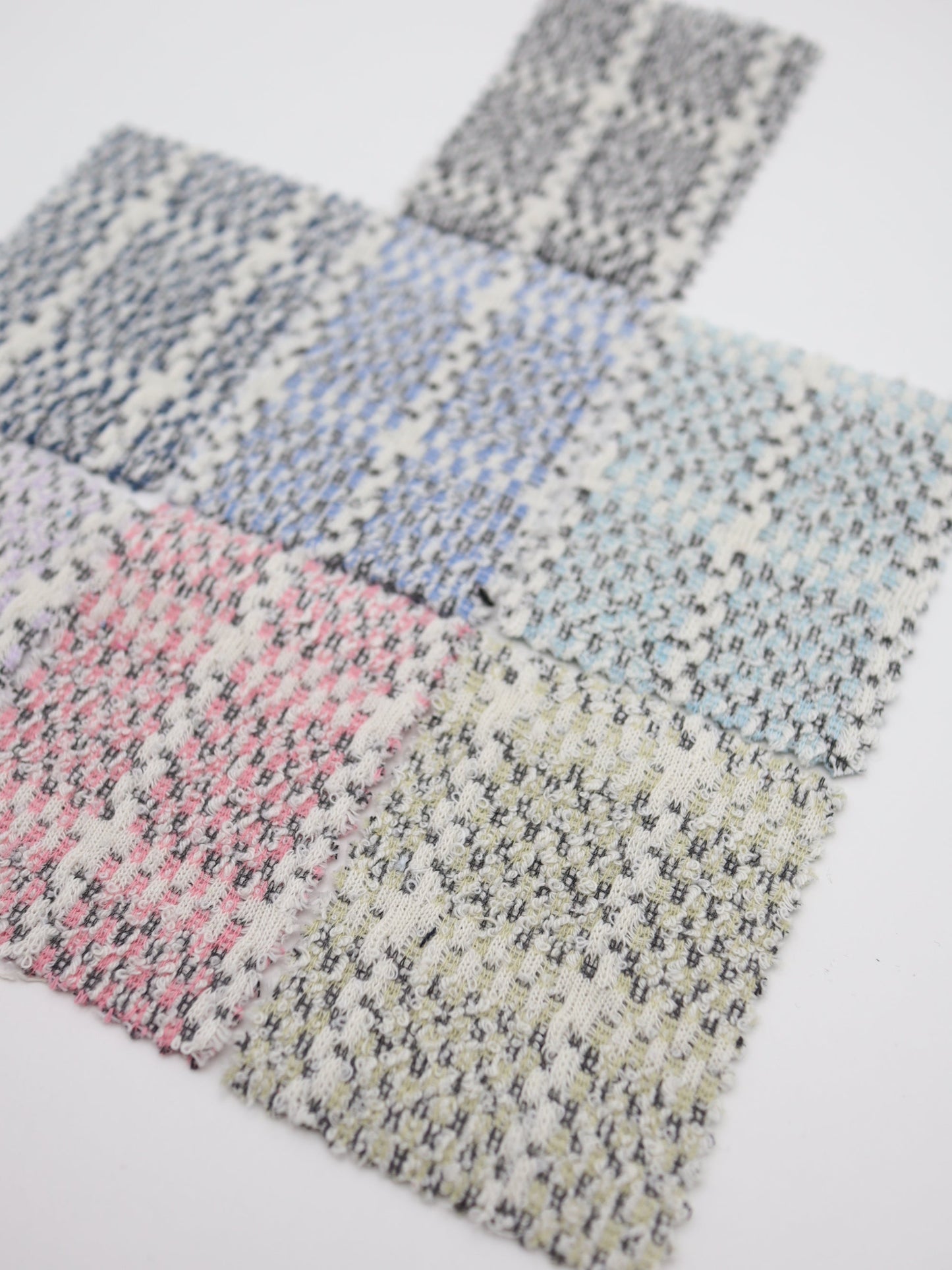 ツイード風チェック柄二重織りニット生地　ストレッチあり【26SS-072】