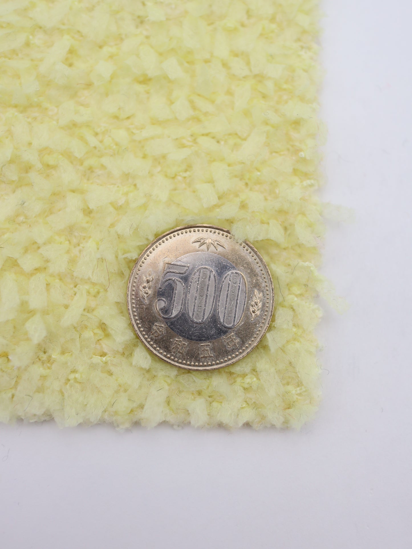 ふわふわテープヤーン混シャギーニットソー｜【生地幅】約137センチ 【混率】ポリエステル67％アクリル21％ウール6％ナイロン6％｜ドッグウエア・KIDSウエア・トップス・雑貨向き｜26AW-026