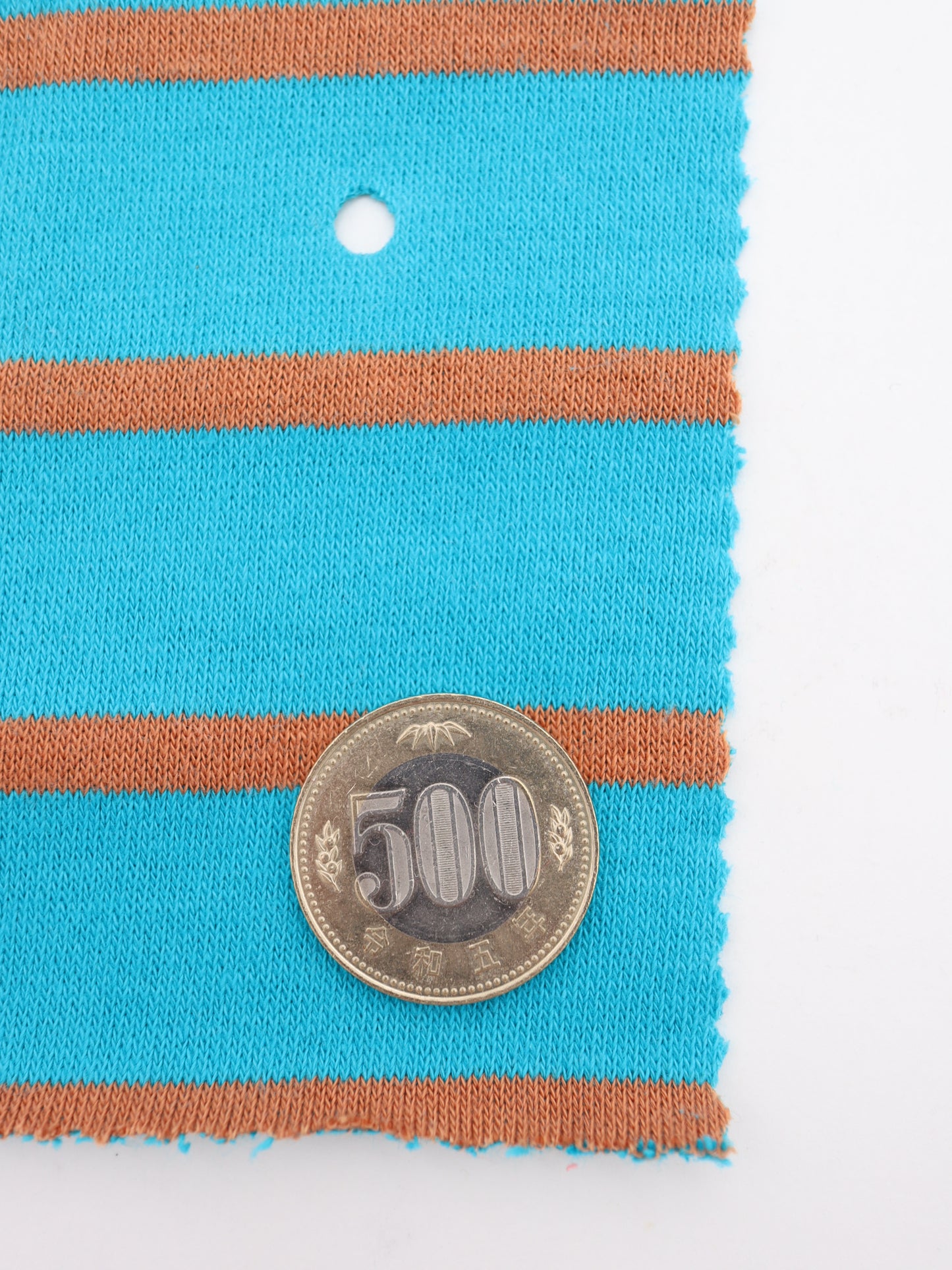 ストレッチ有り！カラフルボーダープリント裏毛｜【生地幅】約193センチ 【混率】綿80％ポリエステル20％｜ドッグウエア・KIDSウエア・トップス・スポーツ向き｜26AW-183