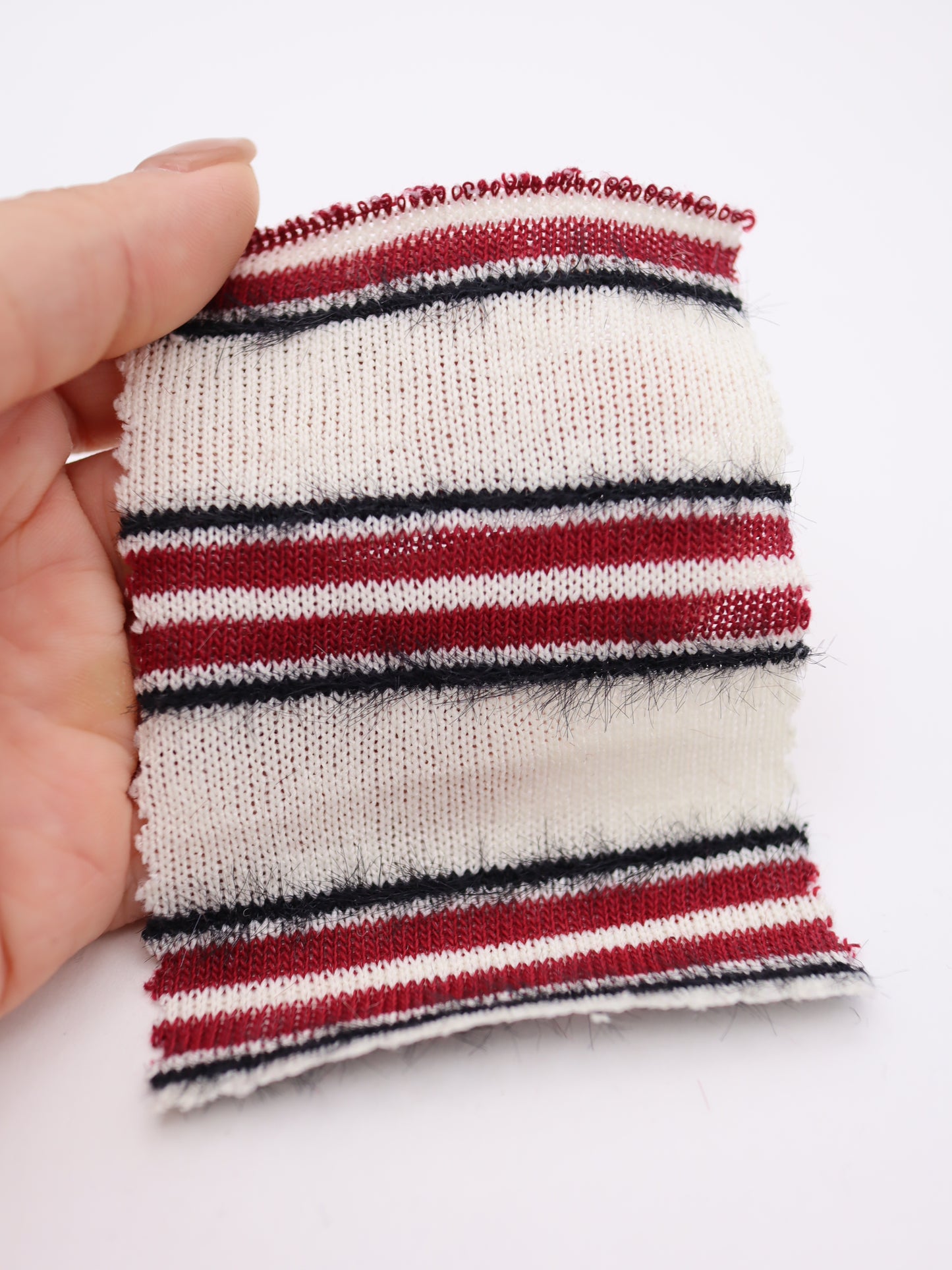 シャギーライン入りボーダー天竺ニット｜【生地幅】約177センチ 【混率】ポリエステル50％綿25％ナイロン25％｜ドッグウエア・KIDSウエア・トップス・雑貨向き｜26AW-170