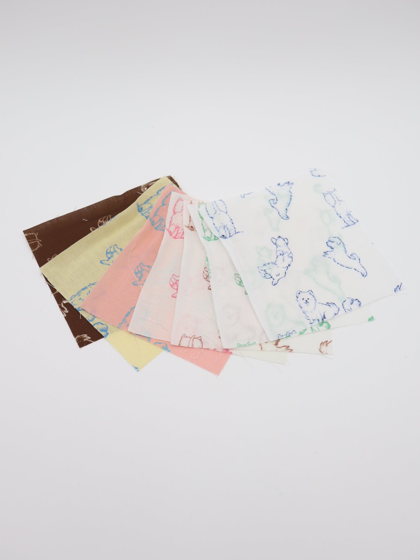 【25AW-047】ころころわんこプリント綿ローン　/0.5ｙあたり＝～810円