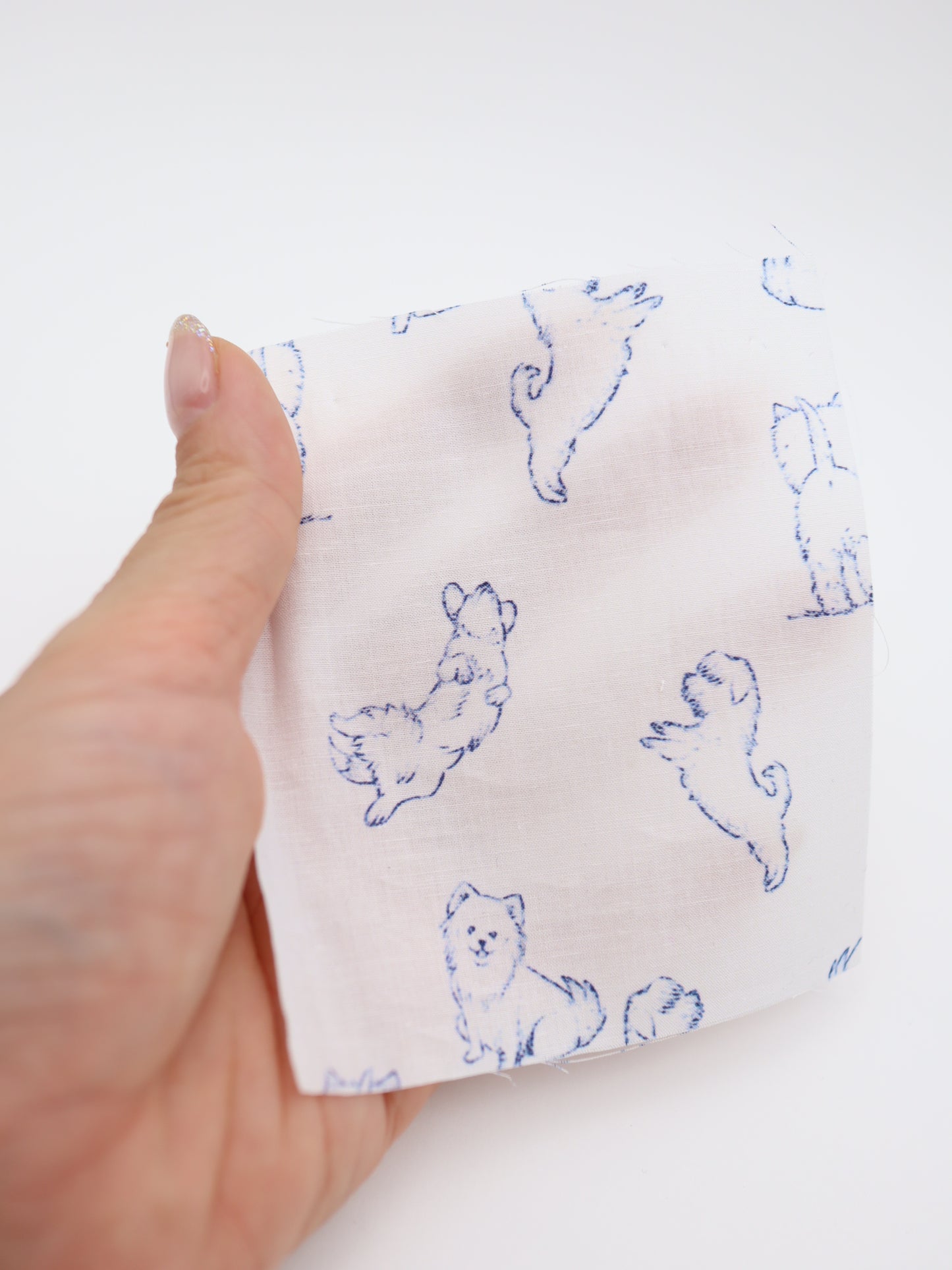 【25AW-047】ころころわんこプリント綿ローン　/0.5ｙあたり＝～810円