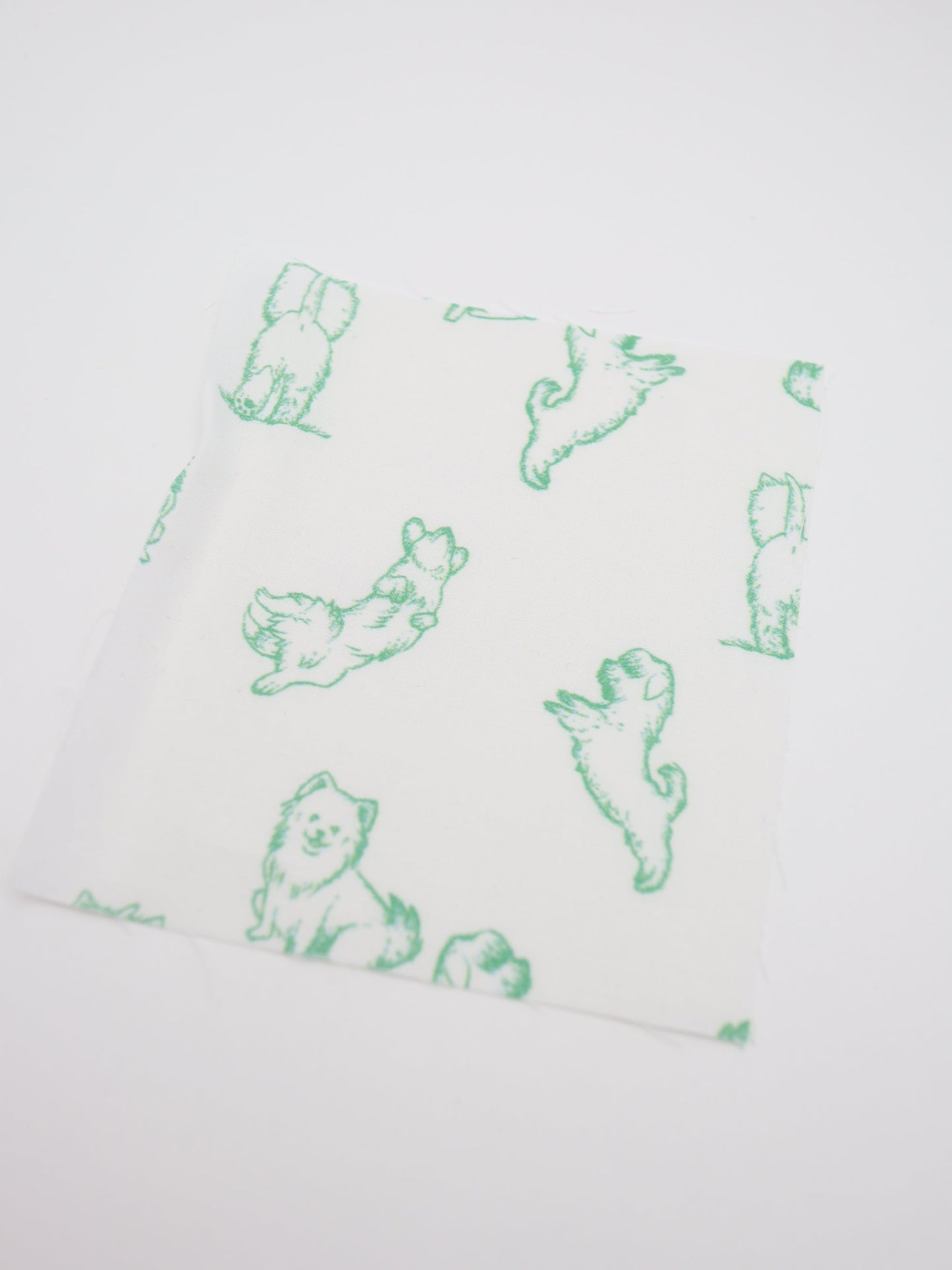 【25AW-047】ころころわんこプリント綿ローン　/0.5ｙあたり＝～810円