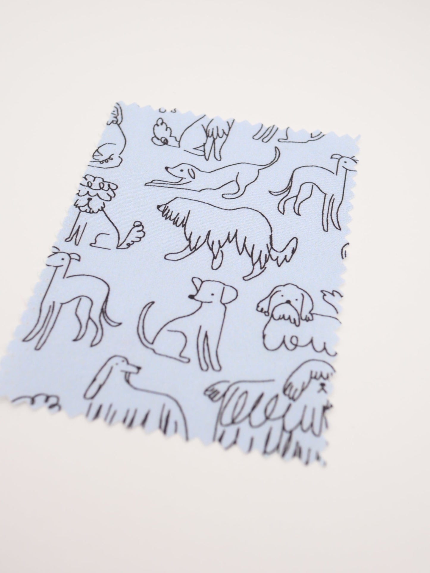 【25AW-048】線画わんちゃんプリント綿ローン　/0.5ｙあたり=～830円