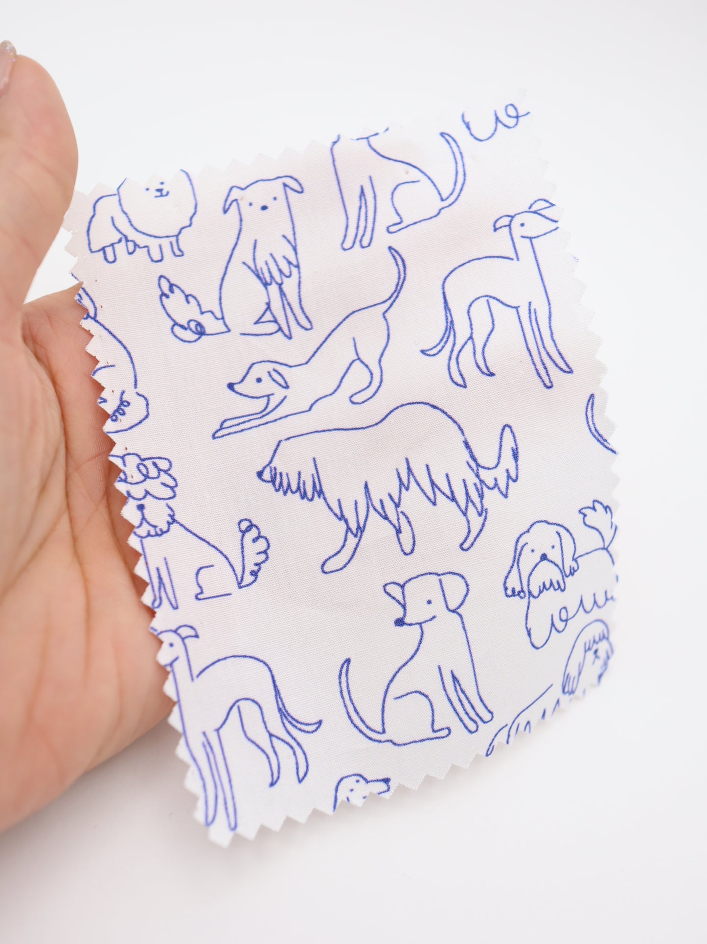 【25AW-048】線画わんちゃんプリント綿ローン　/0.5ｙあたり=～830円